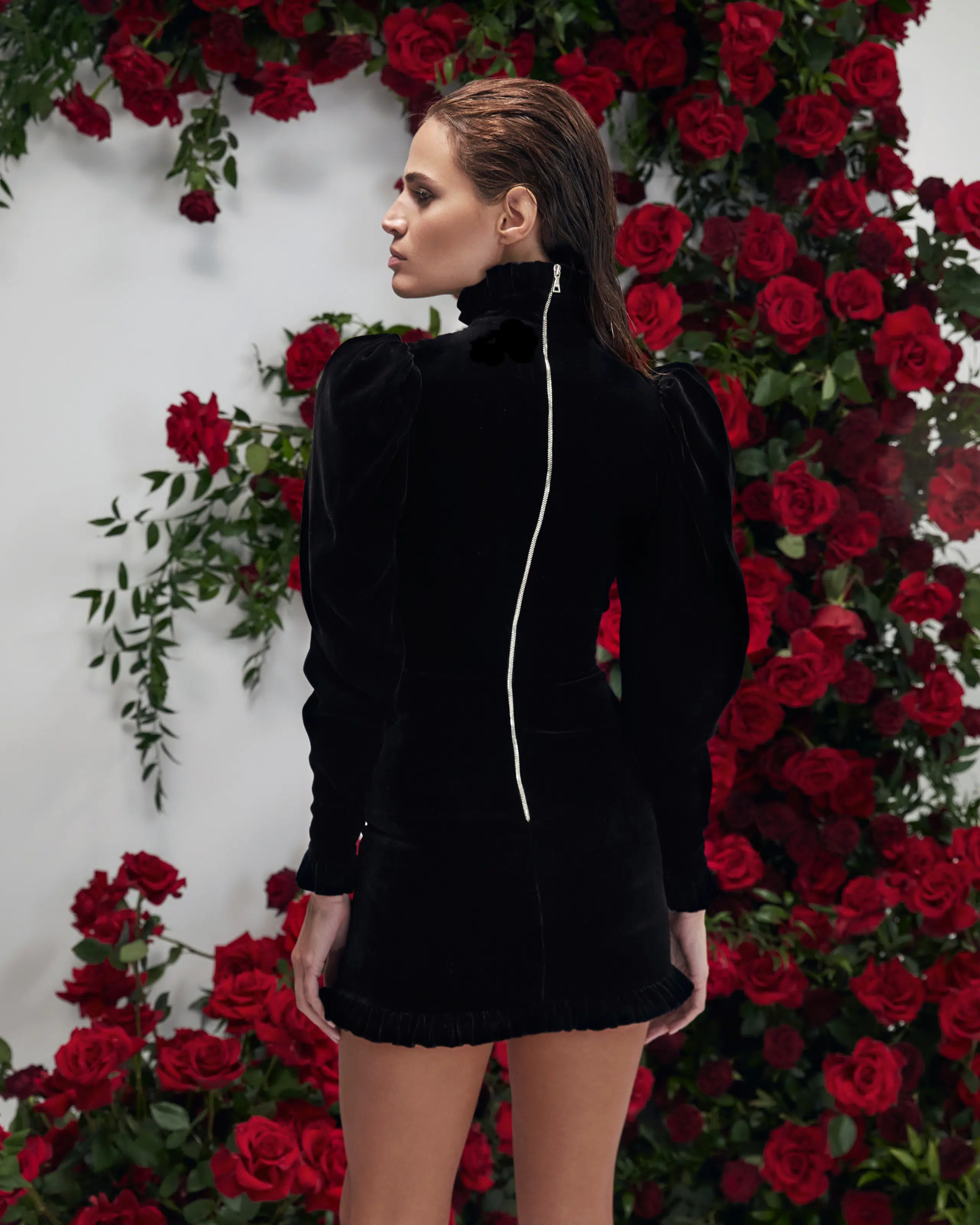Yvon FW23_6144 copy2 ROSE NOIR